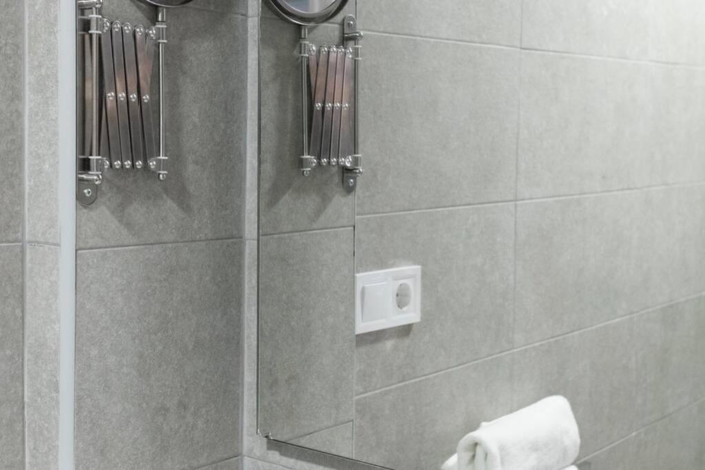 Magnifico Apartamento En Los Remedios Sewilla Zewnętrze zdjęcie